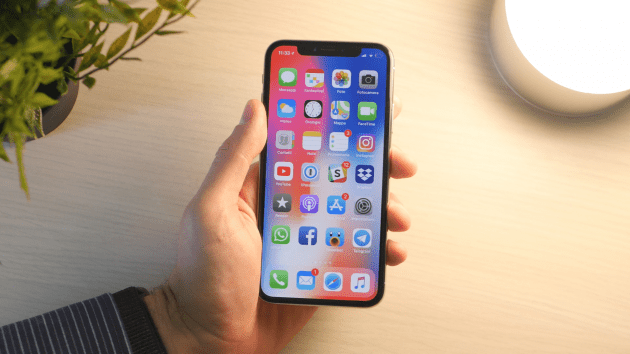 Come attivare e disattivare il PIN della SIM su iPhone X